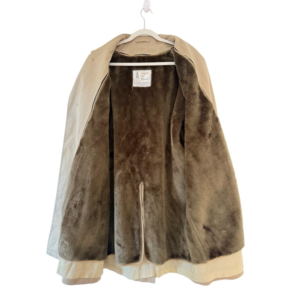 Pristine Vintage Deadstock London Fog Maincoats Trench Coat Tan Beige size 44R - Picture 3 of 10